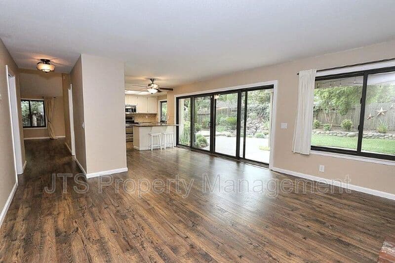 Gold River House: 2173 Roaring Camp Drive