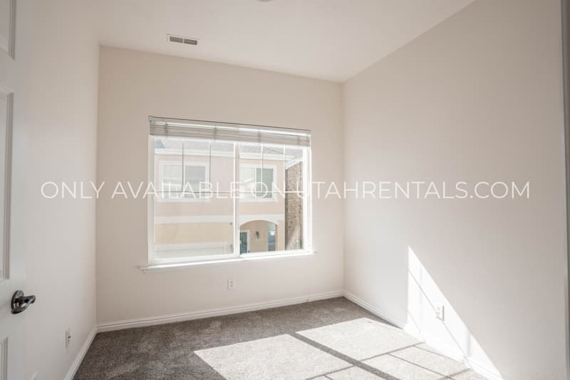 Provo Condo: 1052 Canyon Meadow Dr