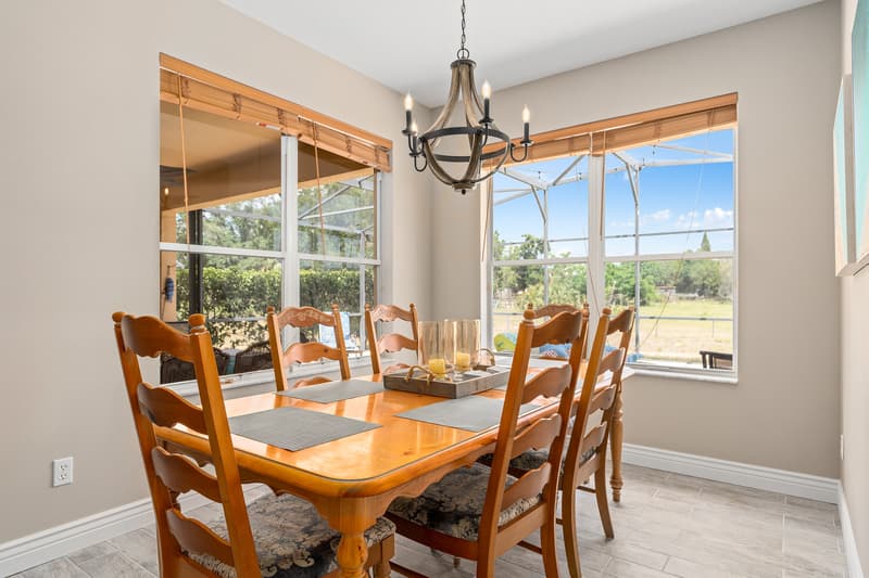 Davenport House: 825 Wildflower Rd