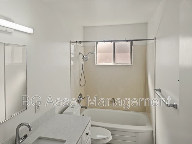 Richmond Condo: 5308 Columbia Ave