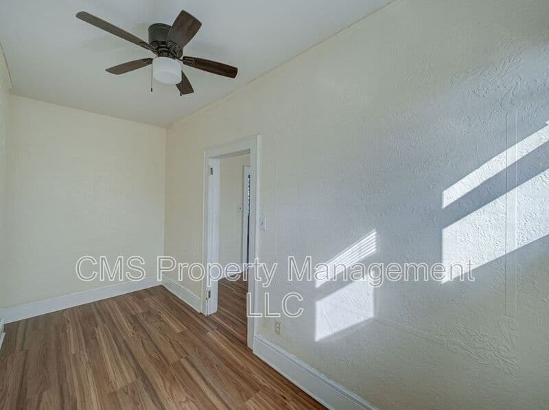 Roselle House: 706 Chestnut St.