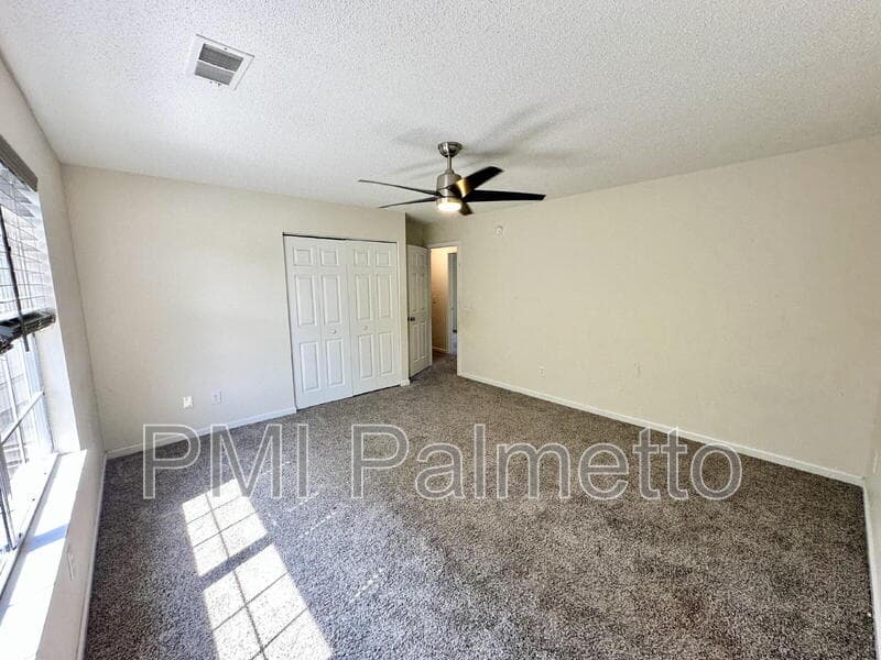 Columbia House: 227 Hardwood Drive