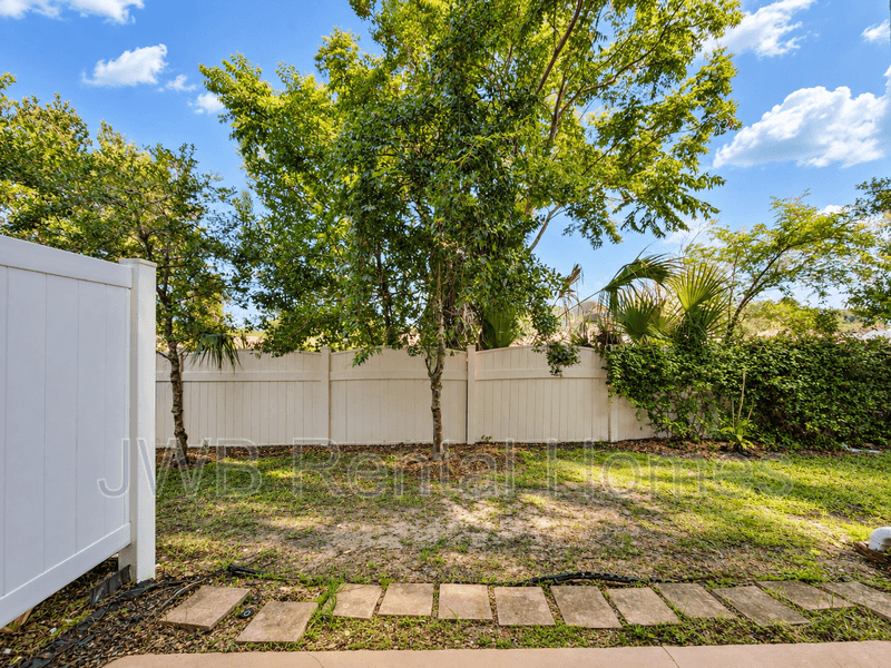 Jacksonville Townhome: 2394 Sunset Bluff Dr