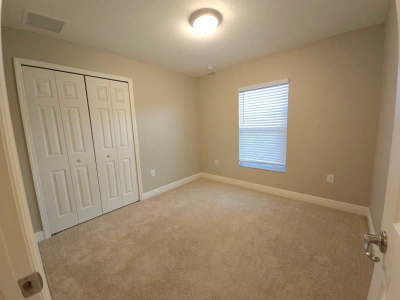 Ocala House: 106 Marion Oaks Pass