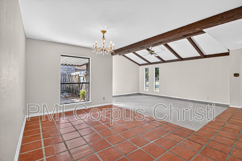 Corpus Christi House: 5030 Merganser Drive