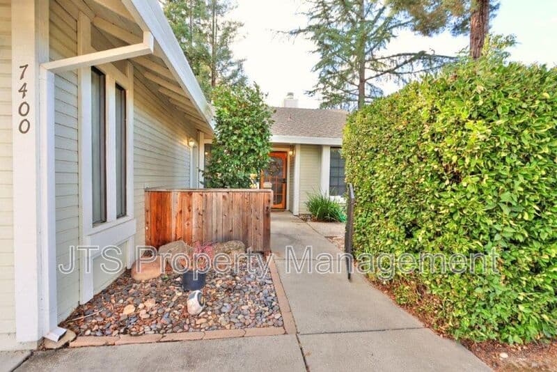 Sacramento House: 7400 Deltawind Drive
