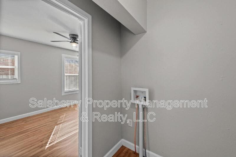 Fort Worth House: 3770 W. 6th Street