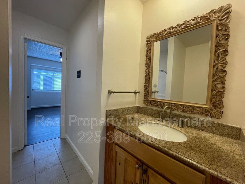 Baton Rouge Townhome: 14619 Forest Grove Ave.