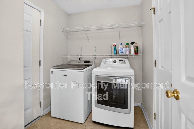 Greensboro House: 4510 Camden Ridge Drive