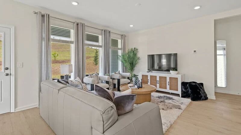 Minneola House: 3038 Granite Rdg Ave