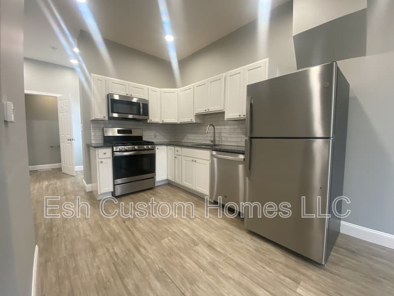 Lancaster Condo: 1 Hoffman Terrace - 5