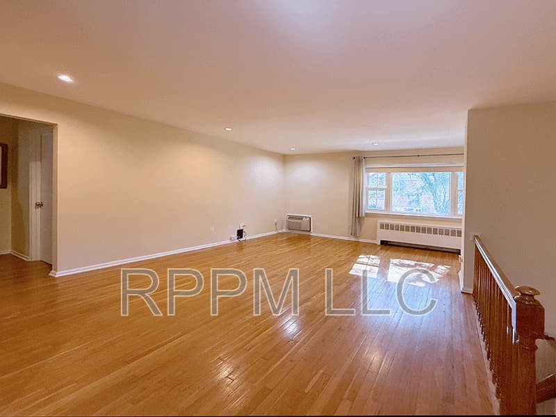 Verona Condo: 24 Wedgewood Dr #36