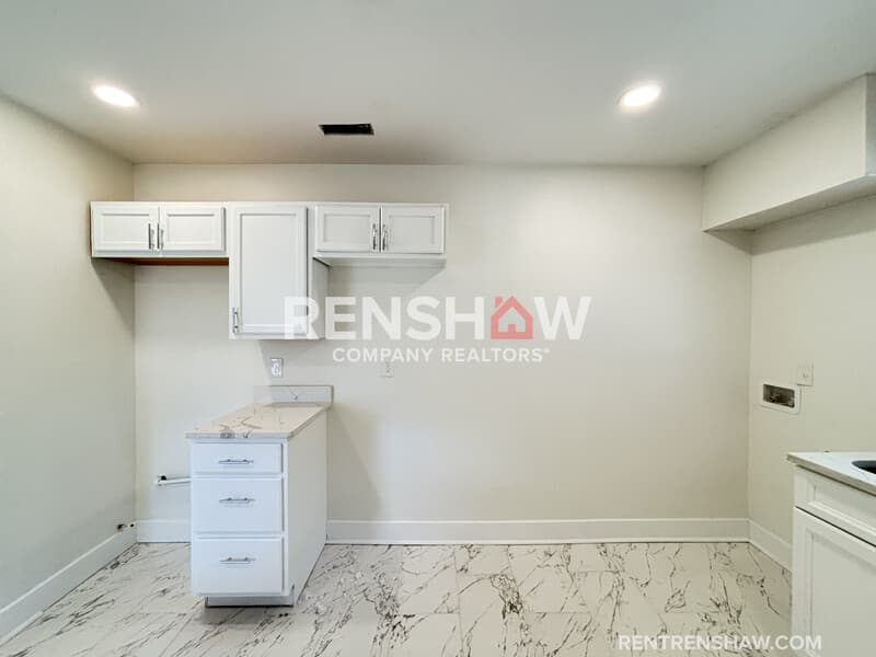 Memphis House: 4910 Helene Rd