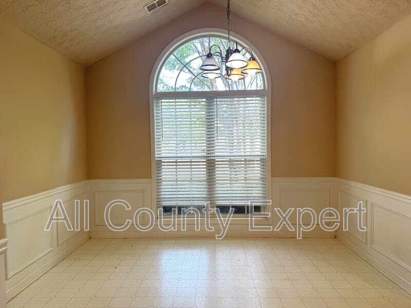 Lawrenceville House: 1277 Poison Oak Ct