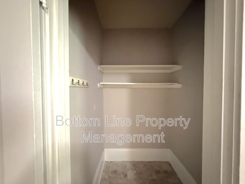 Charlotte Condo: 2100 E 7th St #5