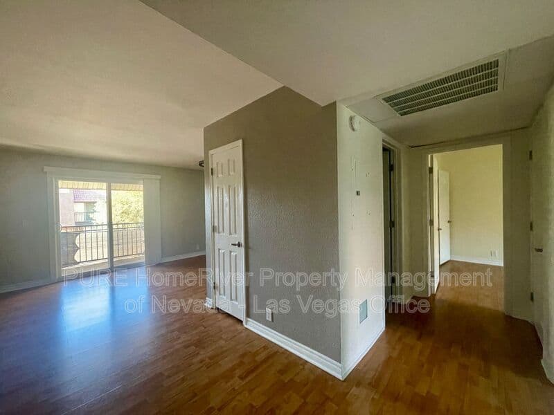 Las Vegas Condo: 5206 River Glen Dr