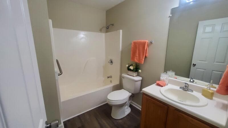 Madison Condo: 1114 B Micha Way