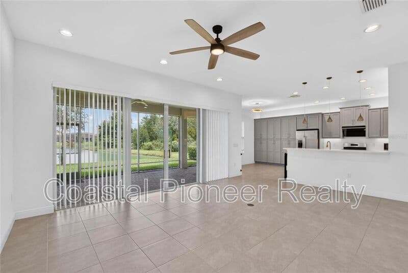Wesley Chapel House: 31142 Lindentree Dr