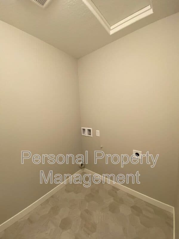 Vancouver Townhome: 6009 NE 105th Ave