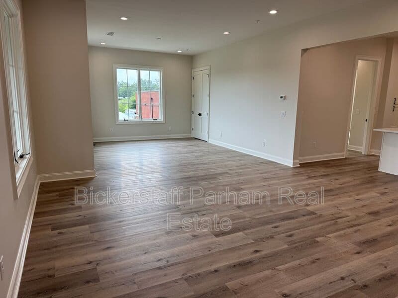 Columbus Condo: 6801 River Rd Building I