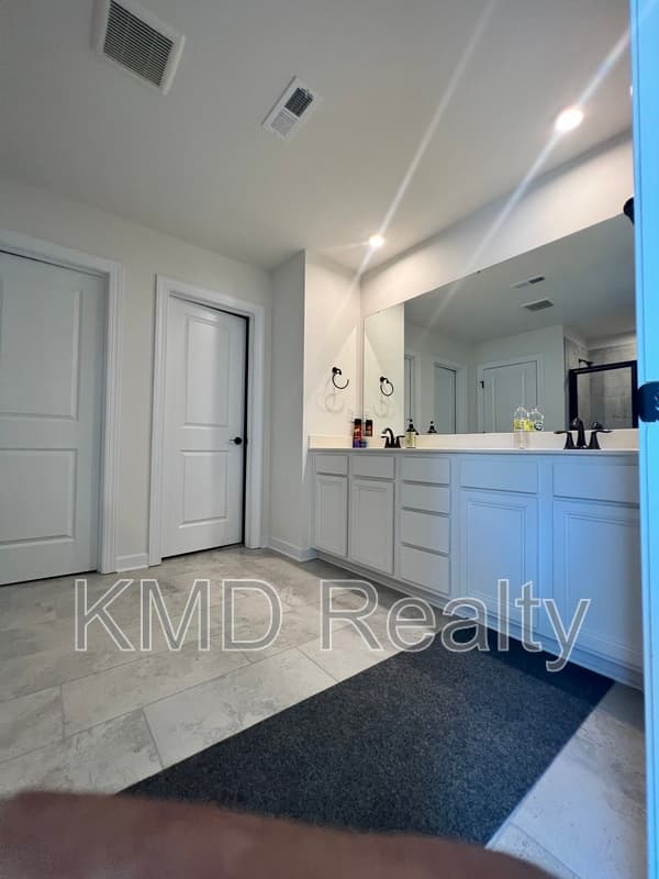 Charlotte House: 8411 Flint Hill Drive
