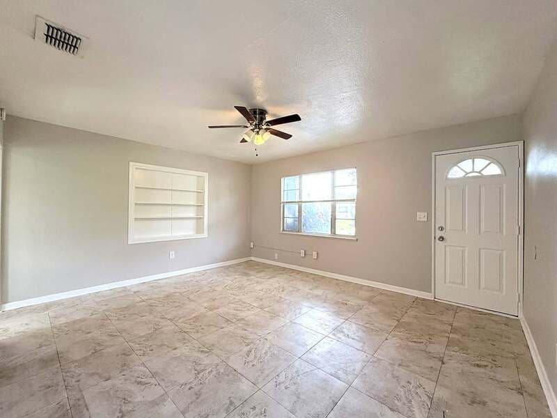 Clearwater House: 1791 Sylvan Drive