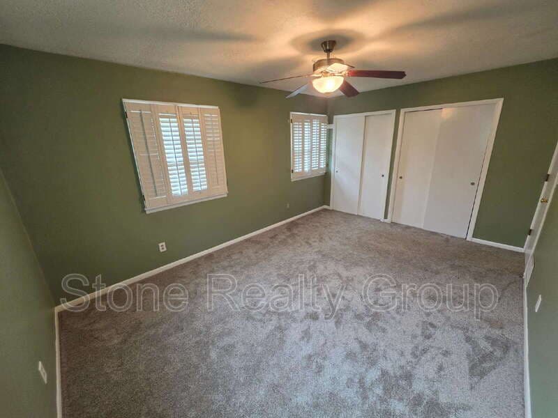 Terre Haute House: 7366 East Troy Court