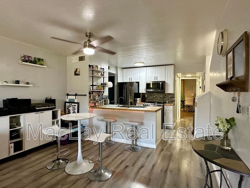 Tempe Townhome: 4901 S Calle Los Cerros Dr