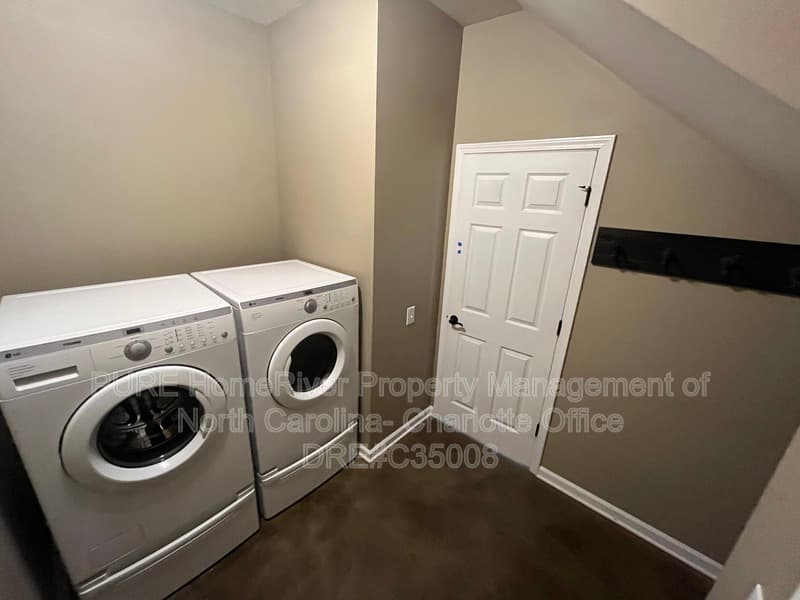 Charlotte House: 8903 Darcy Hopkins Drive