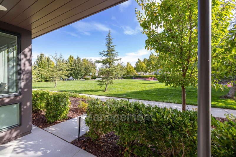 Sacramento House: 3500 Forney Way