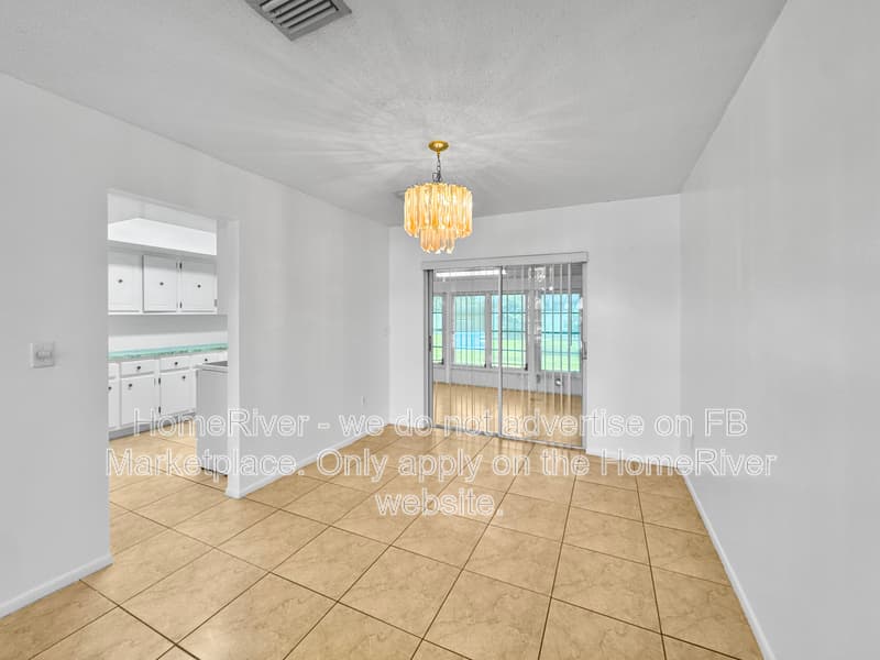 Port Charlotte House: 2496 Beacon Dr