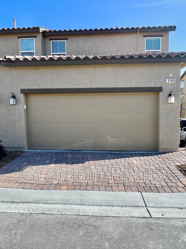 Henderson Townhome: 3189 Brynley Ave