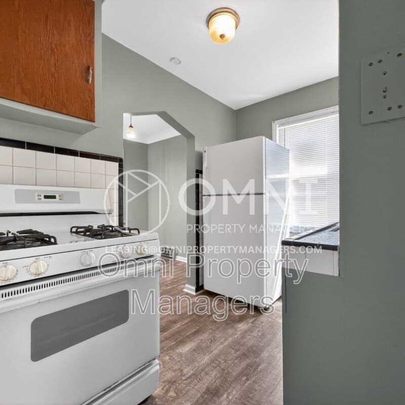 Detroit House: 11529 Roxbury St