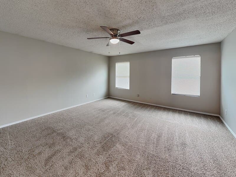 Fort Worth House: 5709 Addington Dr
