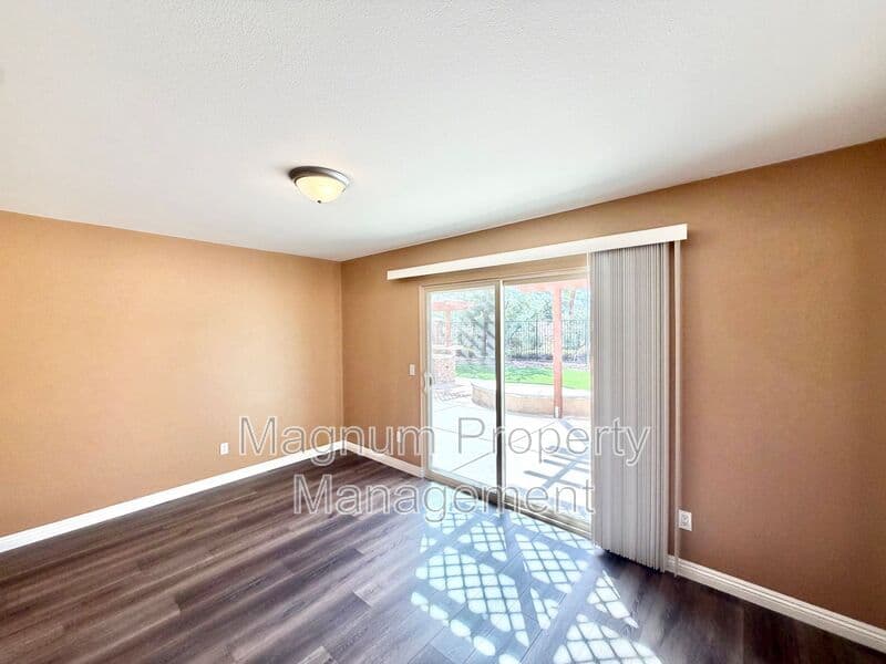 Lake Elsinore House: 34089 Dianthus Ln