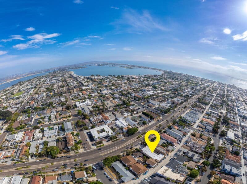 San Diego Condo: 2664 L Street