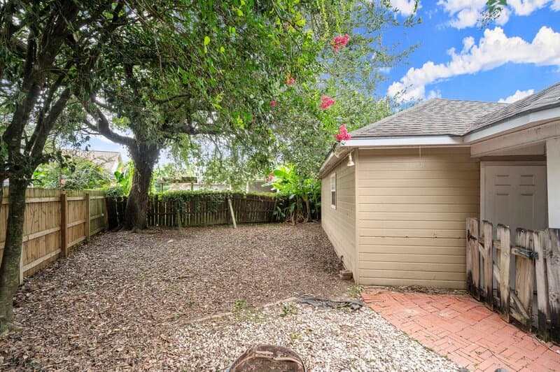 Baton Rouge House: 692 John Henry Drive