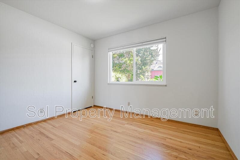 Santa Cruz Condo: 515 Cayuga Street