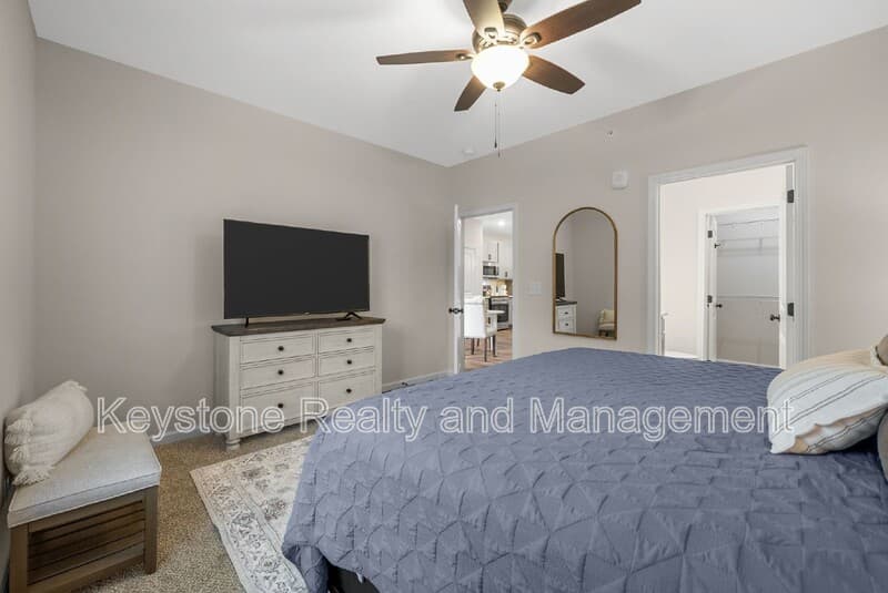 Clarksville Condo: 15 Millswood Drive
