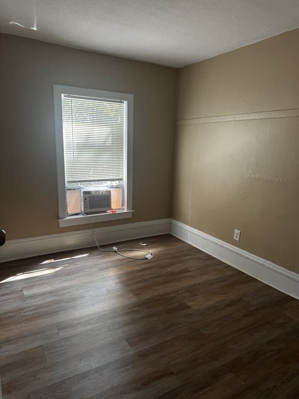 Ypsilanti Condo: 716 Pearl Street