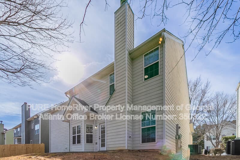 Buford House: 2839 Suttonwood Way