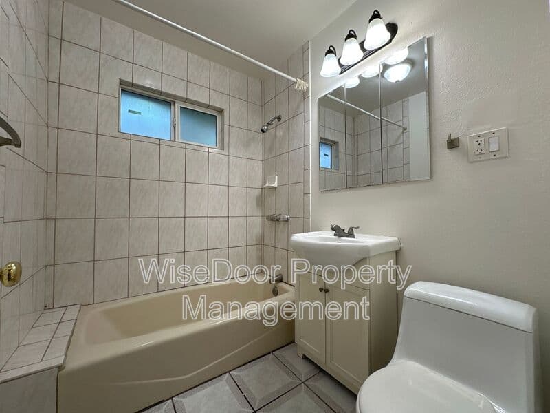 Bell Condo: 6205 Alamo Ave.