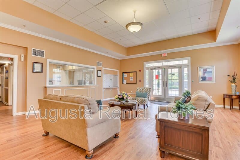 Augusta Condo: 1425 Lee Beard Way Unit 109