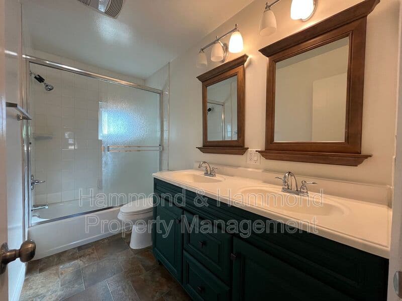 Canoga Park House: 7859 Hanna Ave.