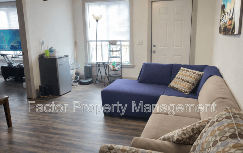 Mankato Condo: 103 Locust St.