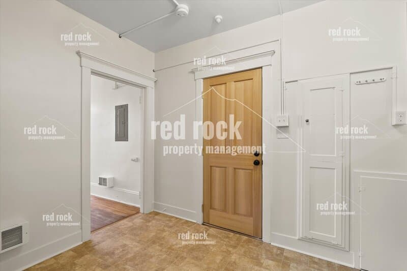 Spokane Condo: 615 West 6th Avenue - D