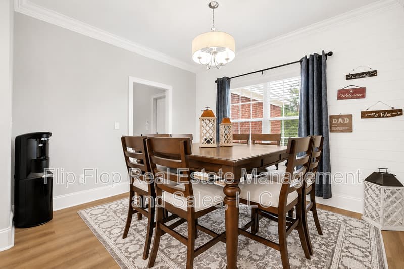 Tallahassee House: 3325 Mariana Oaks Drive