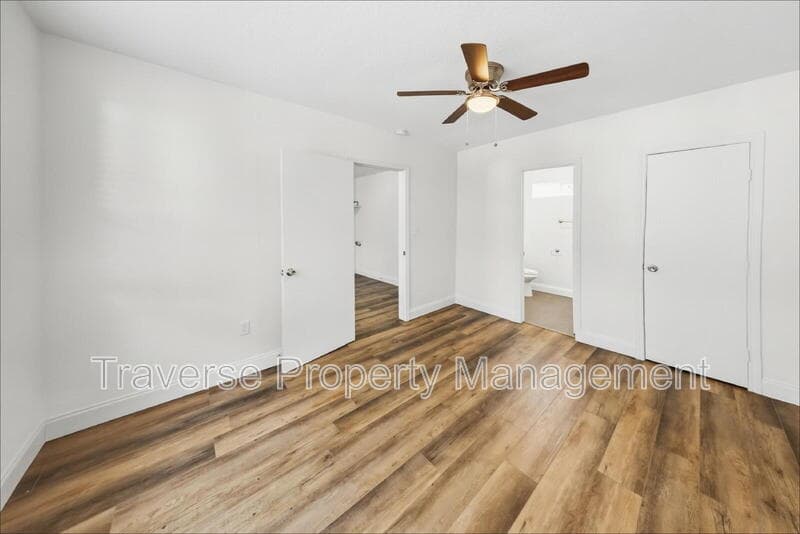 Fort Worth House: 2304 Ryan Ave