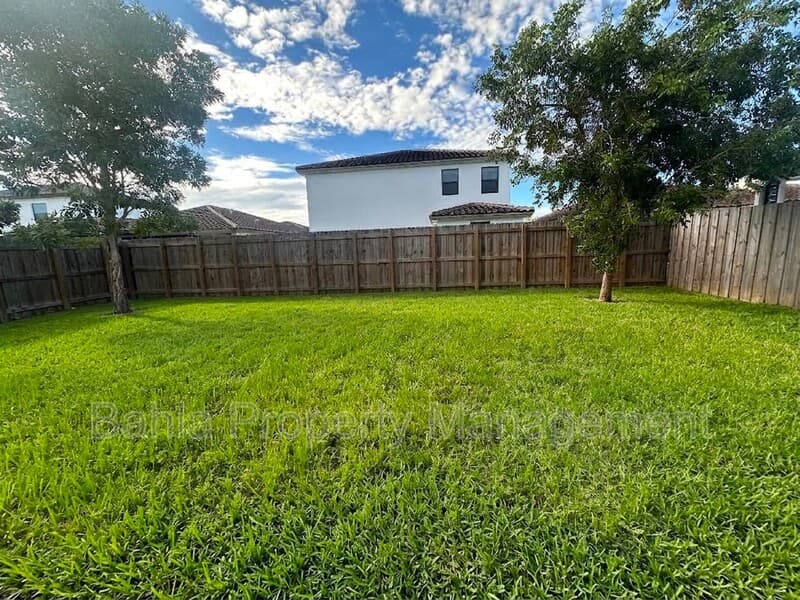 Homestead House: 11936 SW 240th St