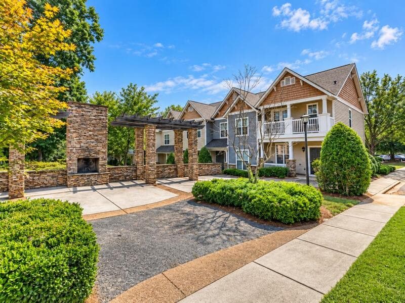 Charlotte Townhome: 10350 McGoogan Ln